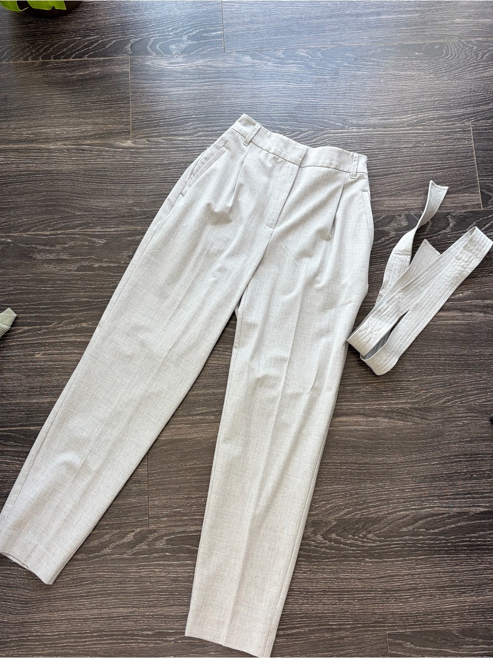Reitmans Cropped Dress Pant